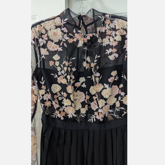 Self-Portrait Black and Cream Floral Maxi Dress - Picture 3 of 14